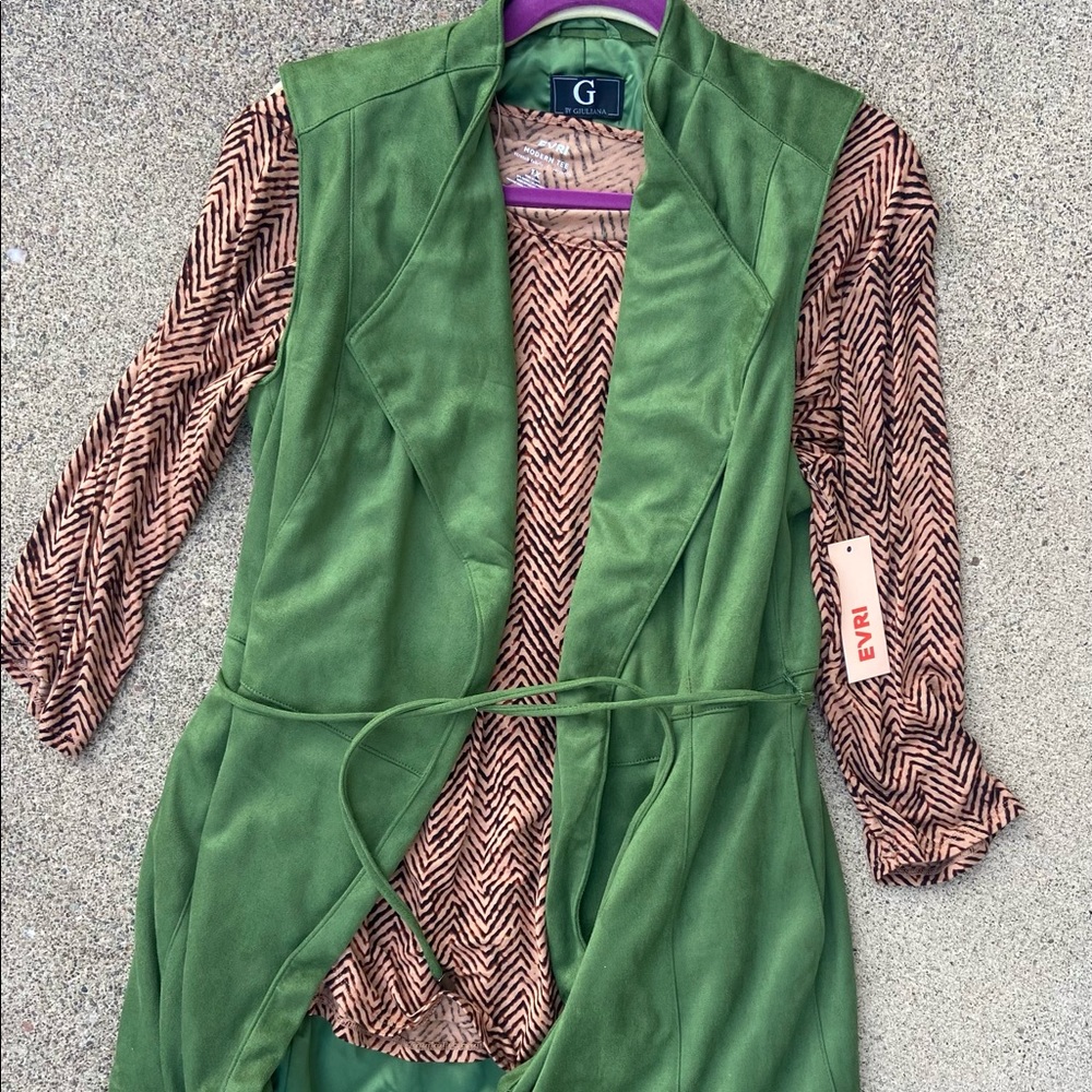 2 piece set, shirt and cardigan vest